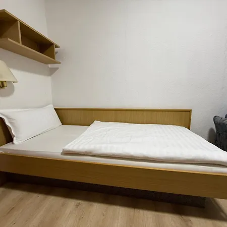 Landgasthof Zur Guten Quelle 招待所 Wermsdorf