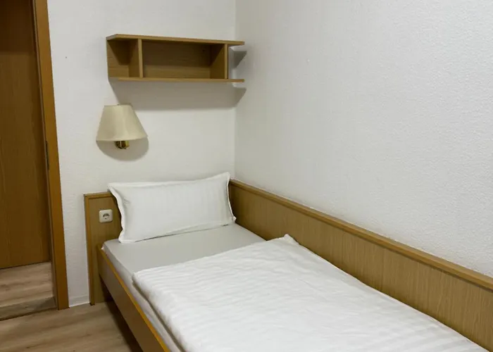 Landgasthof Zur Guten Quelle Guest house Wermsdorf