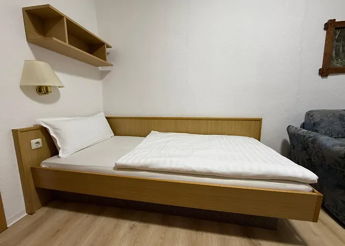 Landgasthof Zur Guten Quelle Guest house Wermsdorf